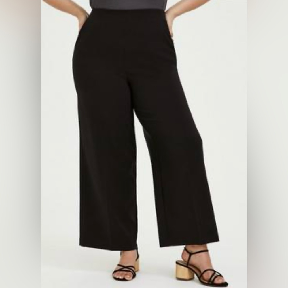 Torrid Black High Rise Wide Leg Pant Women’s Size 12